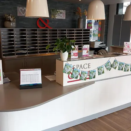 Residence Services Seniors Espace Et Vie Le Mans Exterior photo